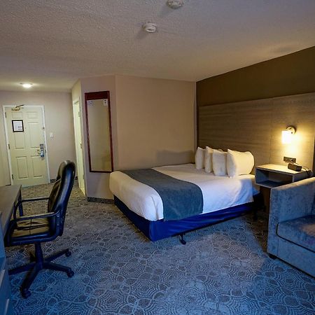 Travelodge Hotel By Wyndham Sudbury Exterior photo